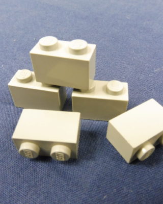 LEGO Fliese 2 x 2 mit Audi Sport Recht Seite Aufkleber mit Nut (3068)