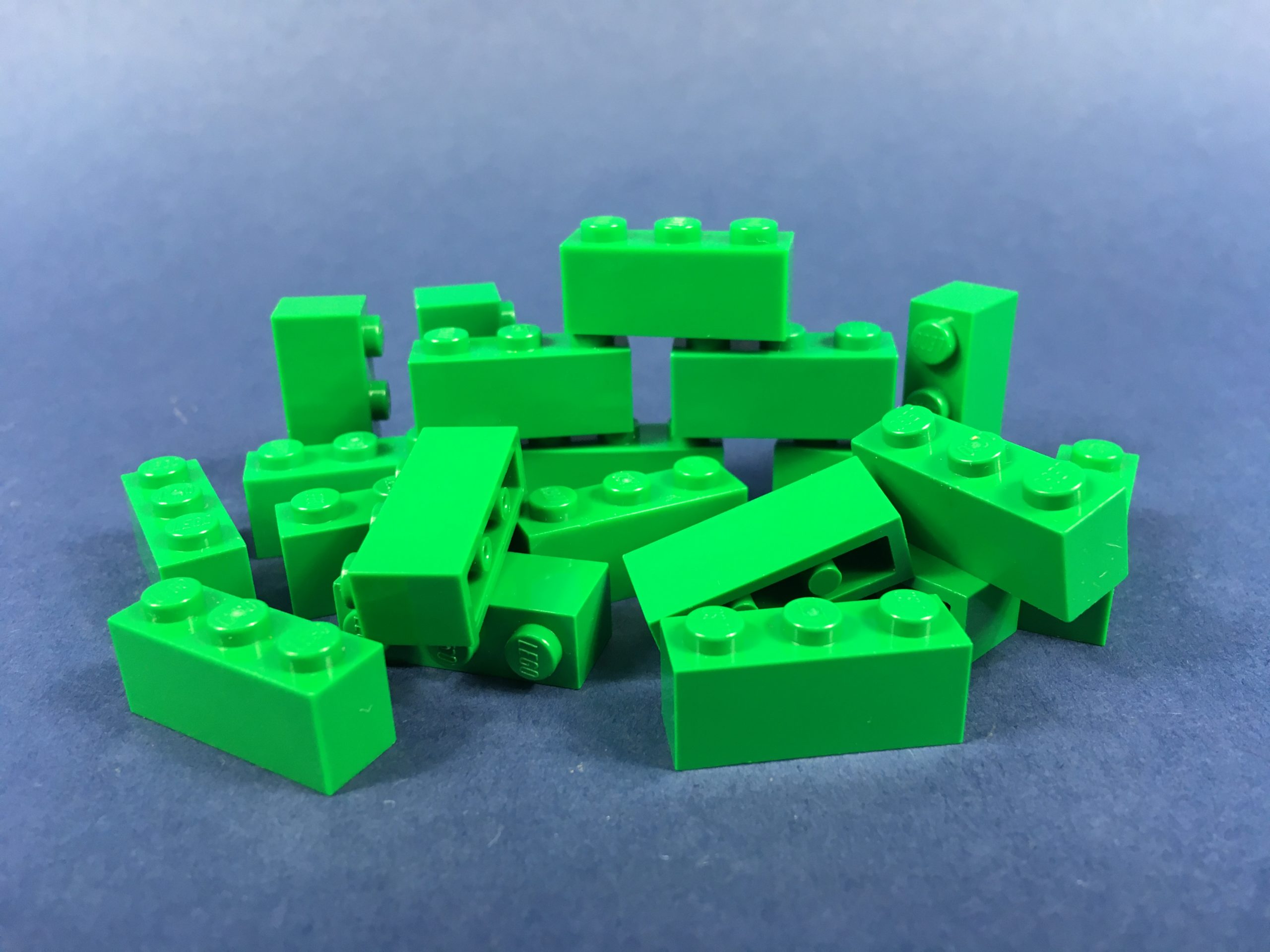 LEGO® 20x Basisstein 1×3 Basic Stein grün (3004)